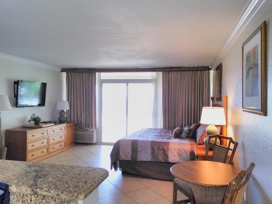 Club Bamboo South - Bradenton Beach Bagian luar foto