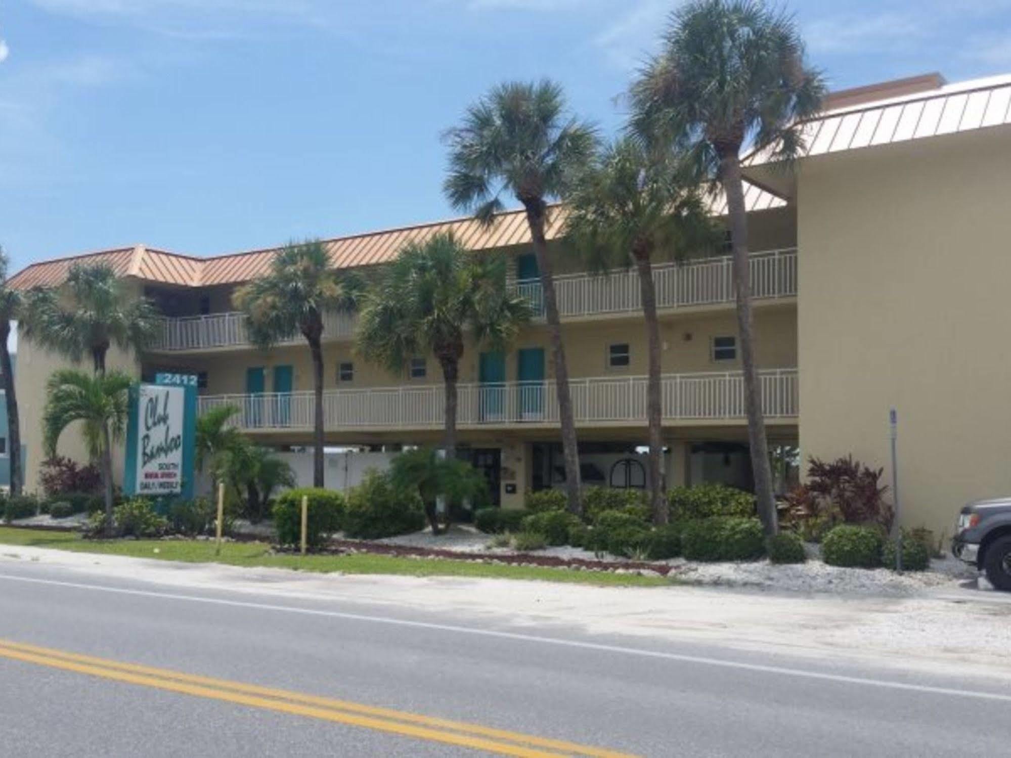 Club Bamboo South - Bradenton Beach Bagian luar foto