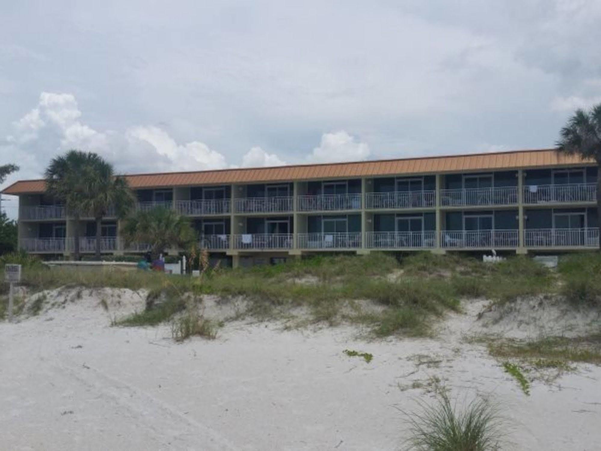 Club Bamboo South - Bradenton Beach Bagian luar foto